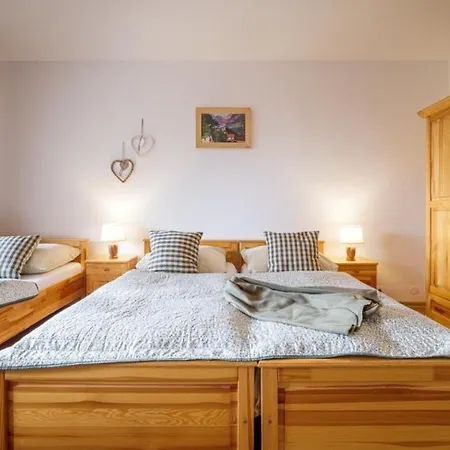 Wellness Zora Family Konukevi Tatranská Lomnica