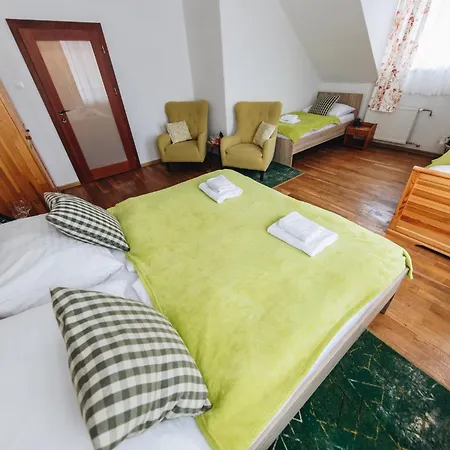 Casa de hóspedes Wellness Zora Family