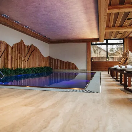 Wellness Zora Family Pensionat 3*