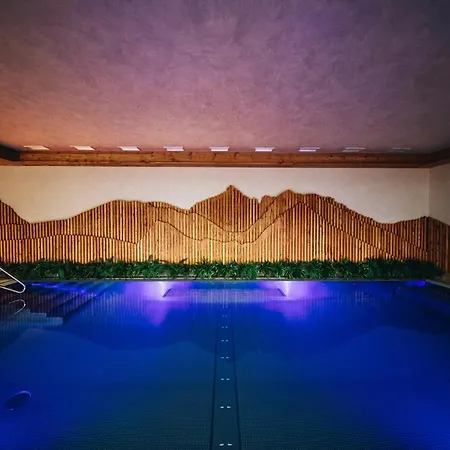 Wellness Zora Family 3* Tatranská Lomnica