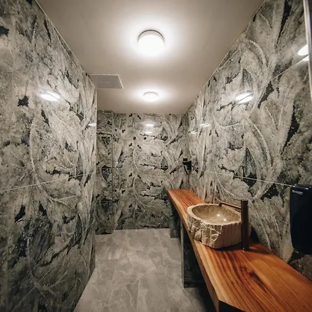 Wellness Penzion Zora Family Guest house 3*