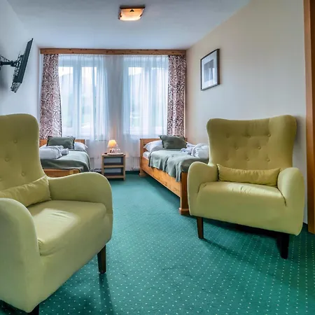 Wellness Penzion Zora Family Guest house 3*