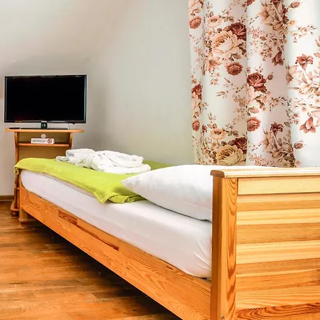 בית הארחה Wellness Zora Family