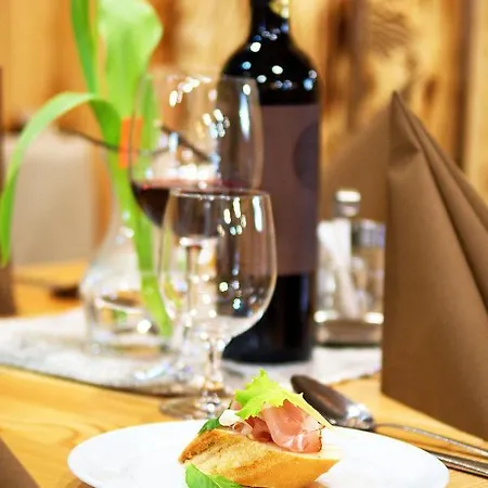 בית הארחה Wellness Zora Family טטרנסקה לומניקה